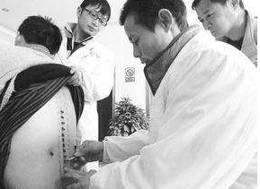 贵阳强直医院推荐了解:中医治疗强直性脊柱炎方法 贵阳强直医院推荐了解:中医治疗强直性脊柱炎方法