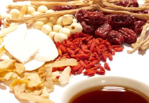 中医治疗强直性脊柱炎有哪些方法 中医治疗强直性脊柱炎有哪些方法