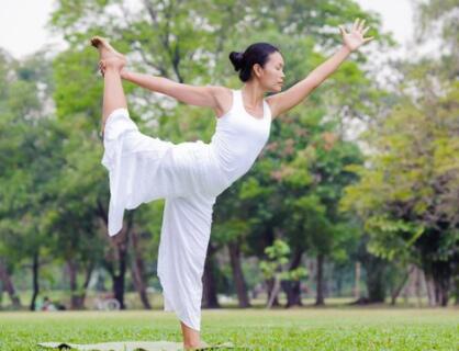 强直性脊柱炎的运动疗法 强直性脊柱炎的运动疗法
