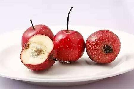 ǿֱԼײ֪עʲôרңļܳԵˮ