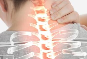 强直脊柱炎怎样避免走向残废呢?这三点要牢牢记住 强直脊柱炎怎样避免走向残废呢?这三点要牢牢记住